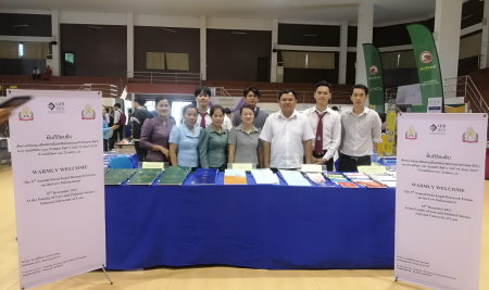 ຄະນະນິຕິສາດ ແລະ ລັດຖະສາດ (ມຊ)ໄດ້ເຂົ້າຮ່ວມວາງສະແດງຜົນງານດ້ານການຄົ້ນຄ້ວາວິທະຍາສາດ ແລະ ຜົນງານດ້ານວິຊາການບຸນວິທະຍາສາດຂອງ ມຊ ປະຈຳປີ 2023
