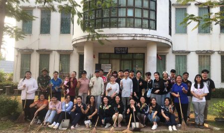 ຂະບວນການອອກແຮງງານລວມ ( ວັນເສົາແດງ )